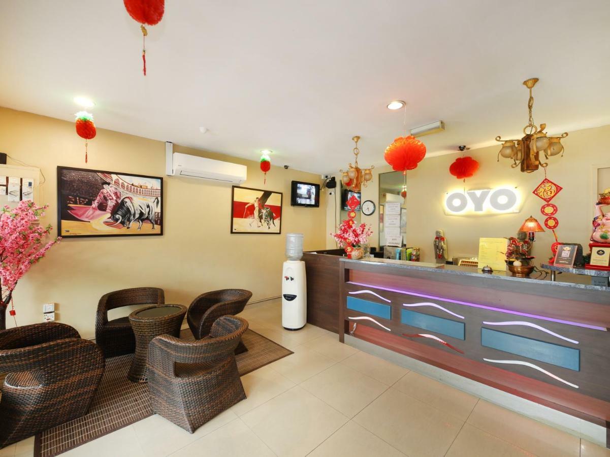 ג'והור בהרו Oyo 434 Marbella Hotel מראה חיצוני תמונה