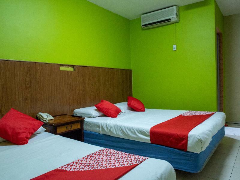 ג'והור בהרו Oyo 434 Marbella Hotel מראה חיצוני תמונה