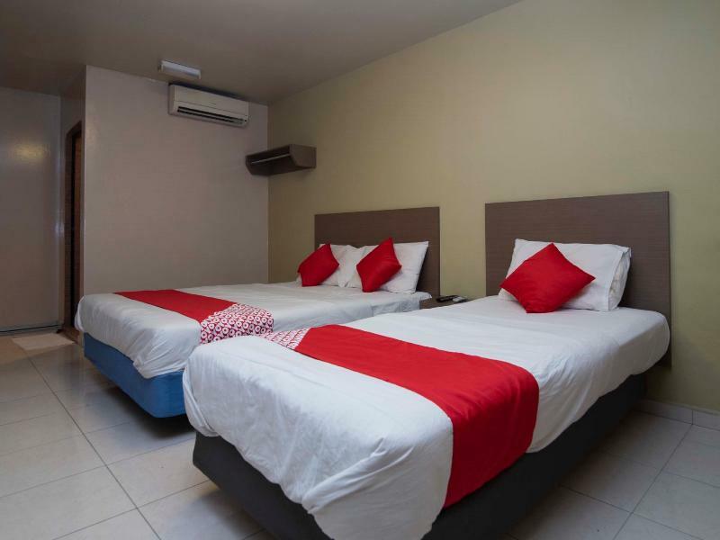 ג'והור בהרו Oyo 434 Marbella Hotel מראה חיצוני תמונה