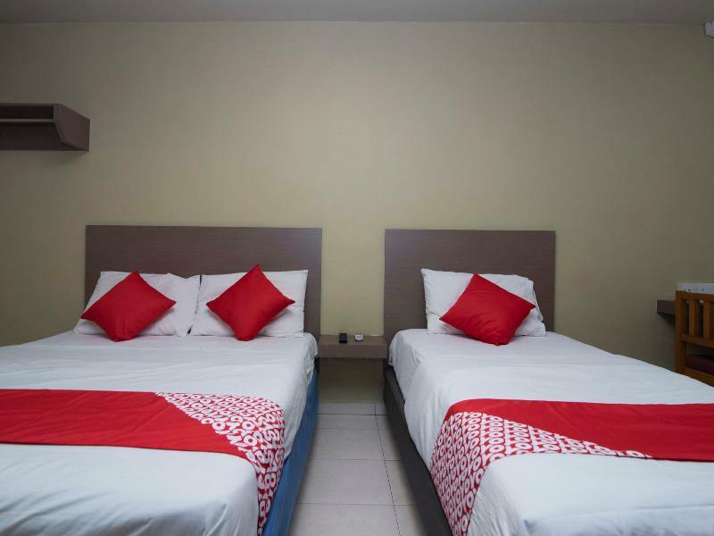 ג'והור בהרו Oyo 434 Marbella Hotel מראה חיצוני תמונה