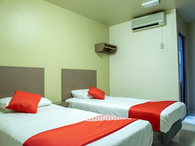 ג'והור בהרו Oyo 434 Marbella Hotel מראה חיצוני תמונה